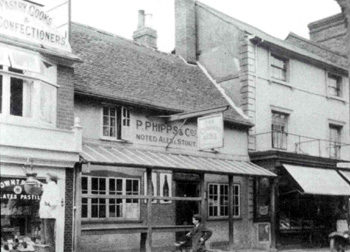 The Curriers Arms in the 1920s